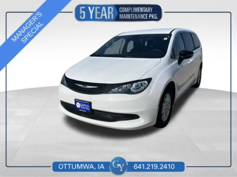 White 2024 Chrysler Voyager LX for sale in Ottumwa, IA