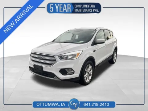 White 2019 Ford Escape SE for sale in Ottumwa, IA