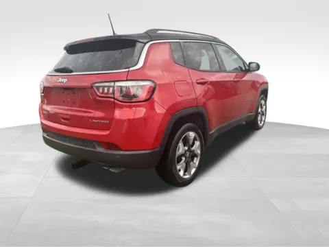 More photos of 2018 Jeep Compass Limited at Gregg Young Toyota of Ottumwa, IA
