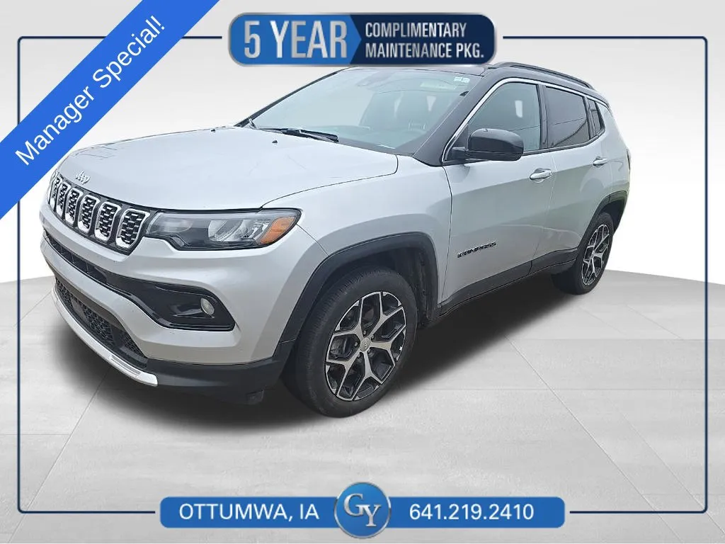 Silver 2024 Jeep Compass Limited for sale in Ottumwa, IA