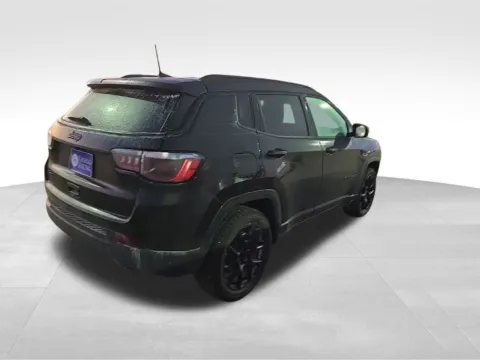 More photos of 2022 Jeep Compass Latitude at Gregg Young Toyota of Ottumwa, IA