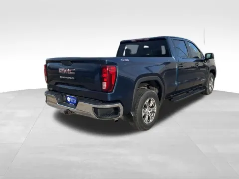 More photos of 2021 GMC Sierra 1500 at Gregg Young Toyota of Ottumwa, IA