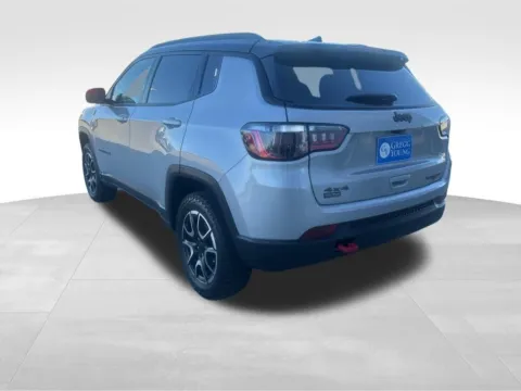 More photos of 2024 Jeep Compass Trailhawk at Gregg Young Toyota of Ottumwa, IA