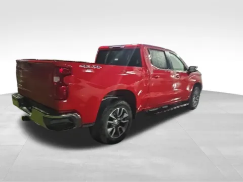 More photos of 2024 Chevrolet Silverado 1500 LT at Gregg Young Toyota of Ottumwa, IA