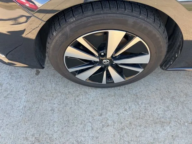 2021 Nissan Altima 2.5 SV photo 4