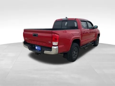 More photos of 2017 Toyota Tacoma SR5 at Gregg Young Toyota of Ottumwa, IA