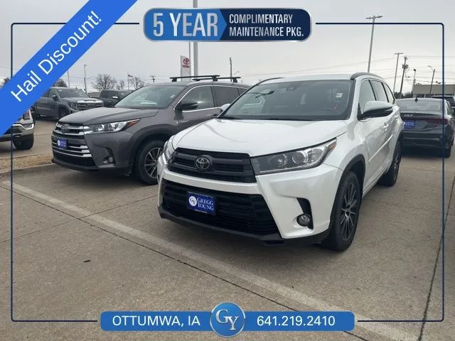 White 2018 Toyota Highlander SE for sale in Ottumwa, IA