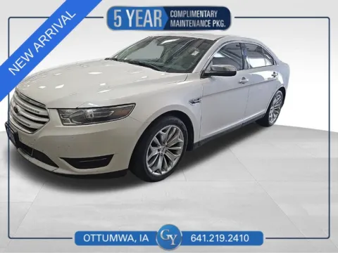 White 2017 Ford Taurus Limited for sale in Ottumwa, IA