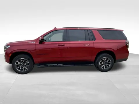 Another view of 2021 Chevrolet Suburban Z71 for sale in Ottumwa, IA at Gregg Young Toyota of Ottumwa