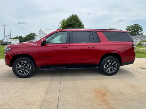 Another view of 2021 Chevrolet Suburban Z71 for sale in Ottumwa, IA at Gregg Young Toyota of Ottumwa