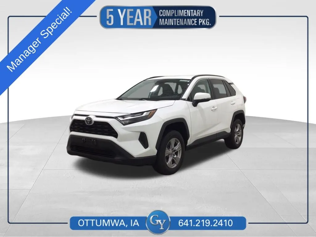 White 2023 Toyota RAV4 XLE for sale in Ottumwa, IA