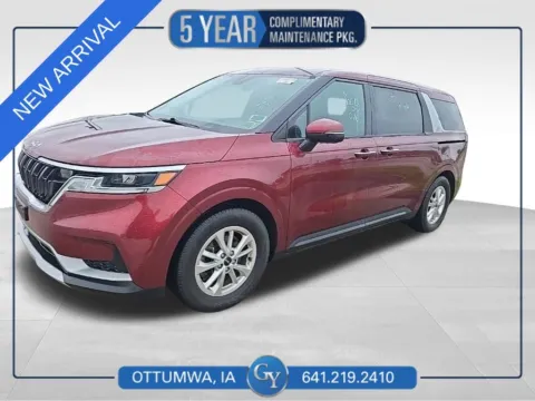 Red 2022 Kia Carnival LXS for sale in Ottumwa, IA