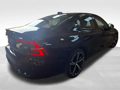 More photos of 2024 Volvo S60 B5 Core Dark Theme at Gregg Young Toyota of Ottumwa, IA