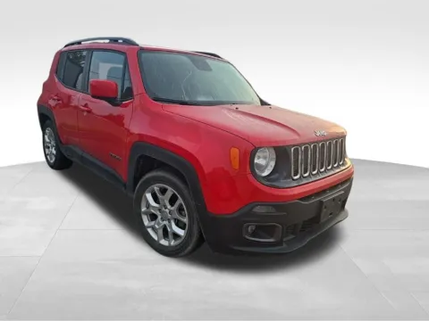 More photos of 2018 Jeep Renegade Latitude at Gregg Young Toyota of Ottumwa, IA