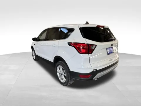 More photos of 2019 Ford Escape SE at Gregg Young Toyota of Ottumwa, IA