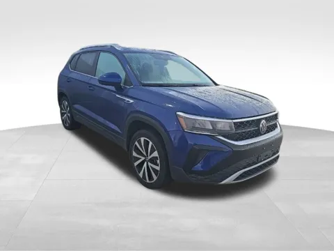 More photos of 2023 Volkswagen Taos 1.5T SE at Gregg Young Toyota of Ottumwa, IA