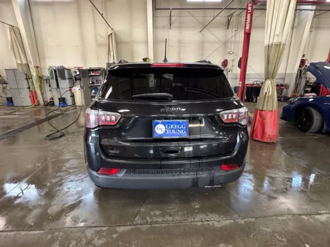 More photos of 2022 Jeep Compass Latitude at Gregg Young Toyota of Ottumwa, IA