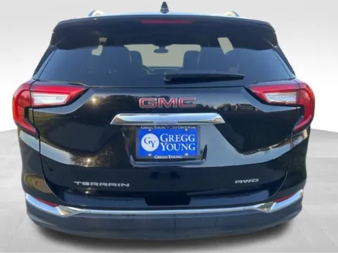 More photos of 2024 GMC Terrain SLT at Gregg Young Toyota of Ottumwa, IA