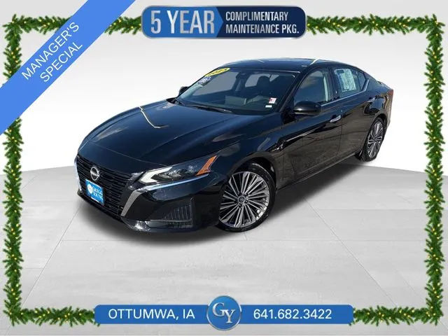 Black 2023 Nissan Altima 2.5 SL for sale in Ottumwa, IA
