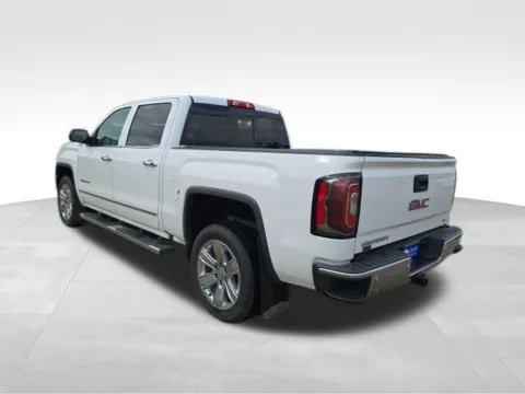 More photos of 2018 GMC Sierra 1500 SLT at Gregg Young Toyota of Ottumwa, IA