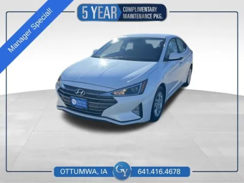 White 2019 Hyundai Elantra SE for sale in Ottumwa, IA