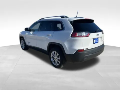 More photos of 2019 Jeep Cherokee Latitude at Gregg Young Toyota of Ottumwa, IA