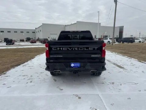 More photos of 2021 Chevrolet Silverado 1500 High Country at Gregg Young Toyota of Ottumwa, IA