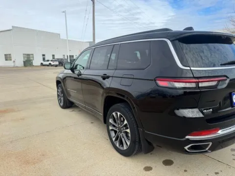 Photos of 2024 Jeep Grand Cherokee L Overland for sale in Ottumwa, IA at Gregg Young Toyota of Ottumwa