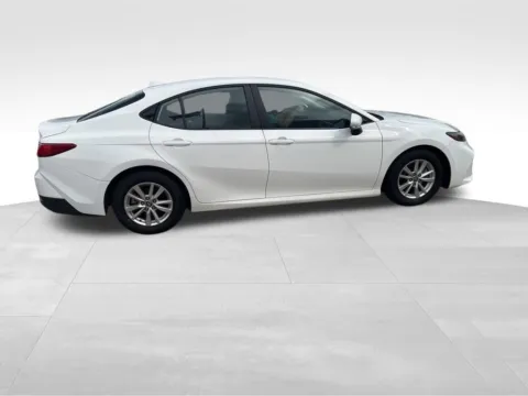 More photos of 2025 Toyota Camry SE at Gregg Young Toyota of Ottumwa, IA