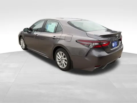More photos of 2024 Toyota Camry SE at Gregg Young Toyota of Ottumwa, IA