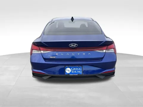 More photos of 2023 Hyundai Elantra SEL at Gregg Young Toyota of Ottumwa, IA