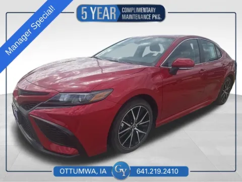 Red 2023 Toyota Camry SE for sale in Ottumwa, IA