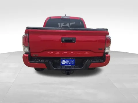 More photos of 2022 Toyota Tacoma TRD Sport at Gregg Young Toyota of Ottumwa, IA