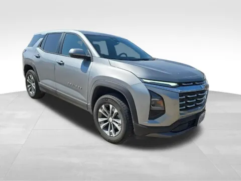 More photos of 2026 Chevrolet Equinox LT at Gregg Young Toyota of Ottumwa, IA