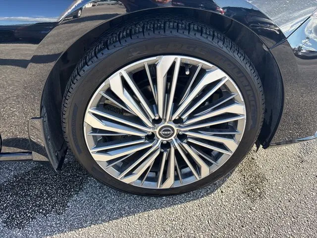 2023 Nissan Altima 2.5 SL photo 3