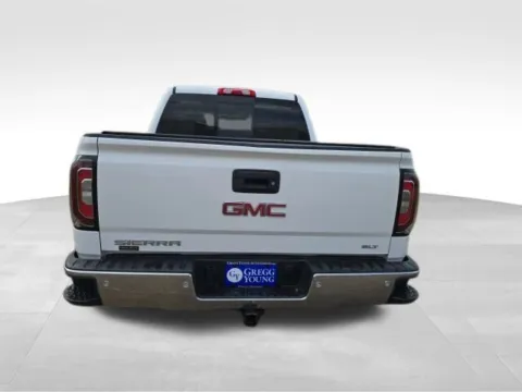 More photos of 2018 GMC Sierra 1500 SLT at Gregg Young Toyota of Ottumwa, IA