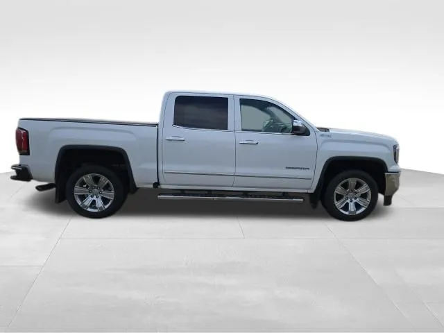 2018 Gmc Sierra 1500 SLT photo 3
