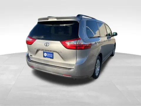 More photos of 2017 Toyota Sienna XLE at Gregg Young Toyota of Ottumwa, IA