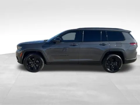 Another view of 2021 Jeep Grand Cherokee L Altitude for sale in Ottumwa, IA at Gregg Young Toyota of Ottumwa