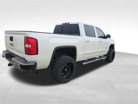 More photos of 2015 GMC Sierra 1500 SLT at Gregg Young Toyota of Ottumwa, IA