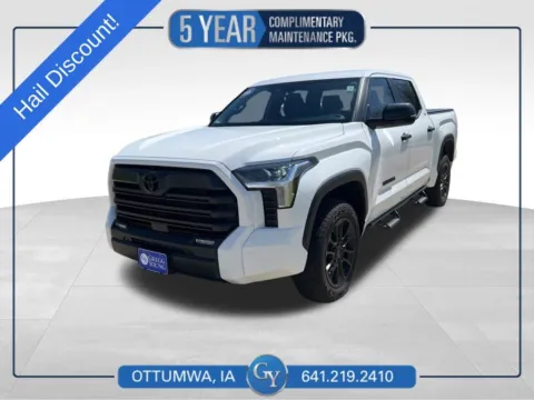 White 2025 Toyota Tundra SR5 for sale in Ottumwa, IA