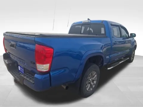 More photos of 2017 Toyota Tacoma SR5 at Gregg Young Toyota of Ottumwa, IA