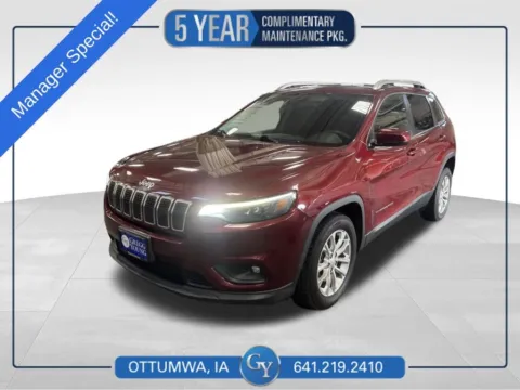 Red 2019 Jeep Cherokee Latitude for sale in Ottumwa, IA