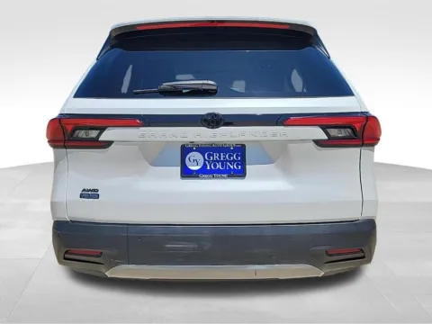 More photos of 2024 Toyota Grand Highlander Limited at Gregg Young Toyota of Ottumwa, IA