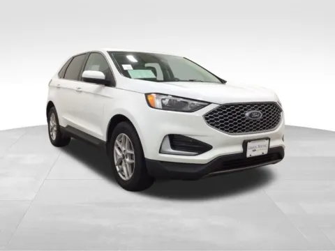 More photos of 2024 Ford Edge SEL at Gregg Young Toyota of Ottumwa, IA