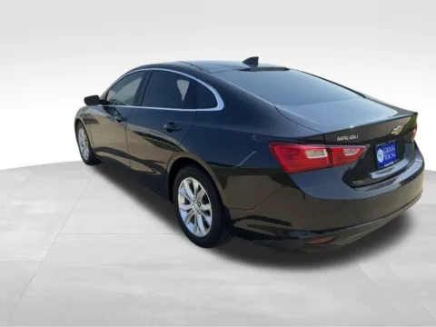 More photos of 2023 Chevrolet Malibu LT at Gregg Young Toyota of Ottumwa, IA