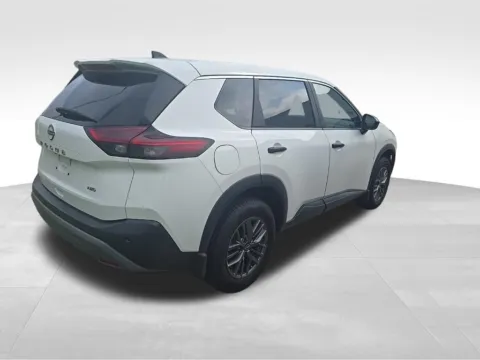 More photos of 2023 Nissan Rogue S at Gregg Young Toyota of Ottumwa, IA