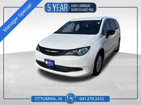 White 2024 Chrysler Voyager LX for sale in Ottumwa, IA