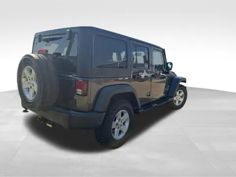 More photos of 2016 Jeep Wrangler Unlimited Sport at Gregg Young Toyota of Ottumwa, IA