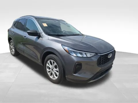 More photos of 2023 Ford Escape Active at Gregg Young Toyota of Ottumwa, IA
